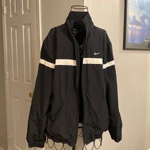 Woman’s medium bike windbreaker zipper up
